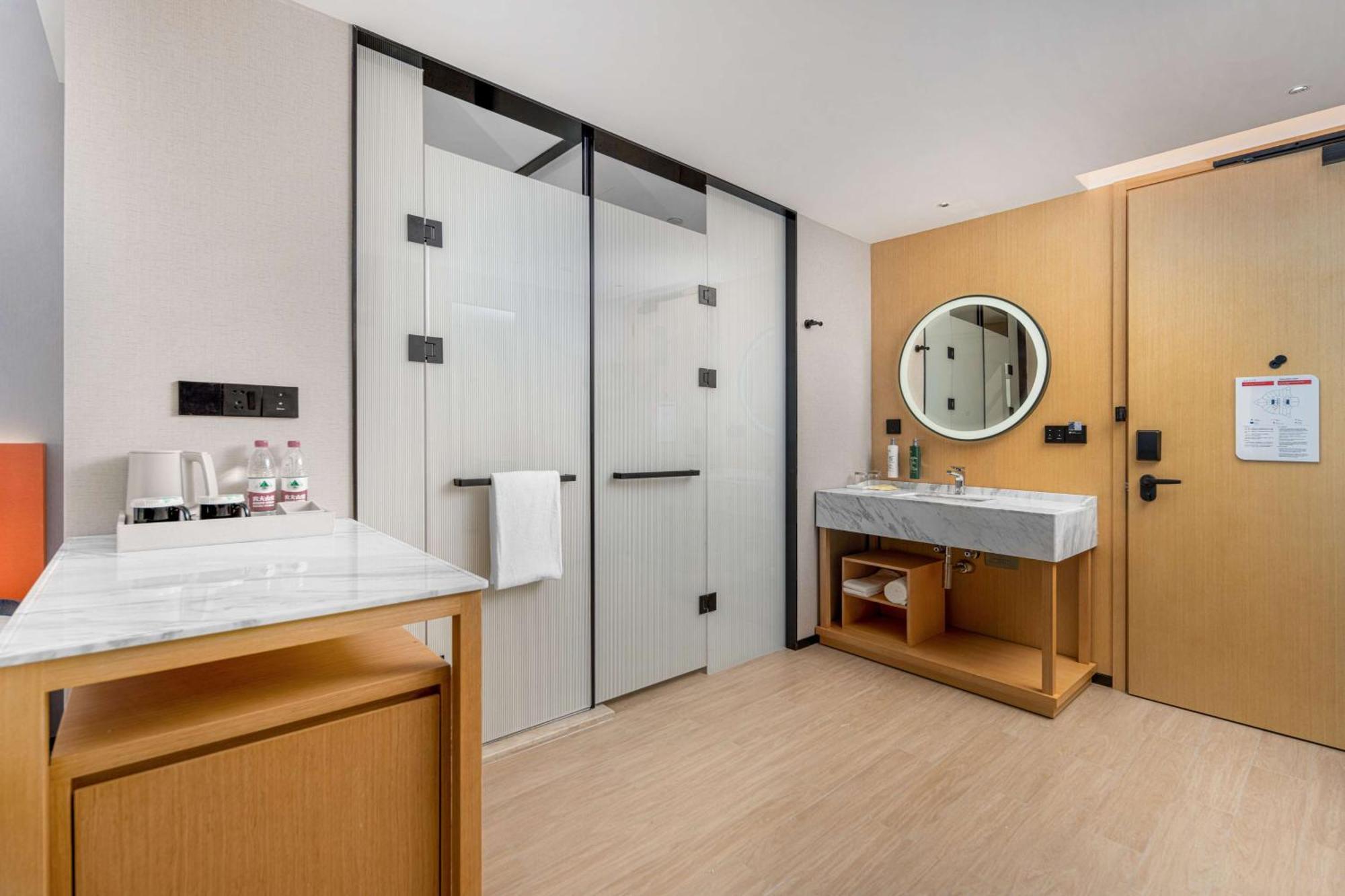 Hilton Garden Inn Shanghai Lujiazui Екстер'єр фото
