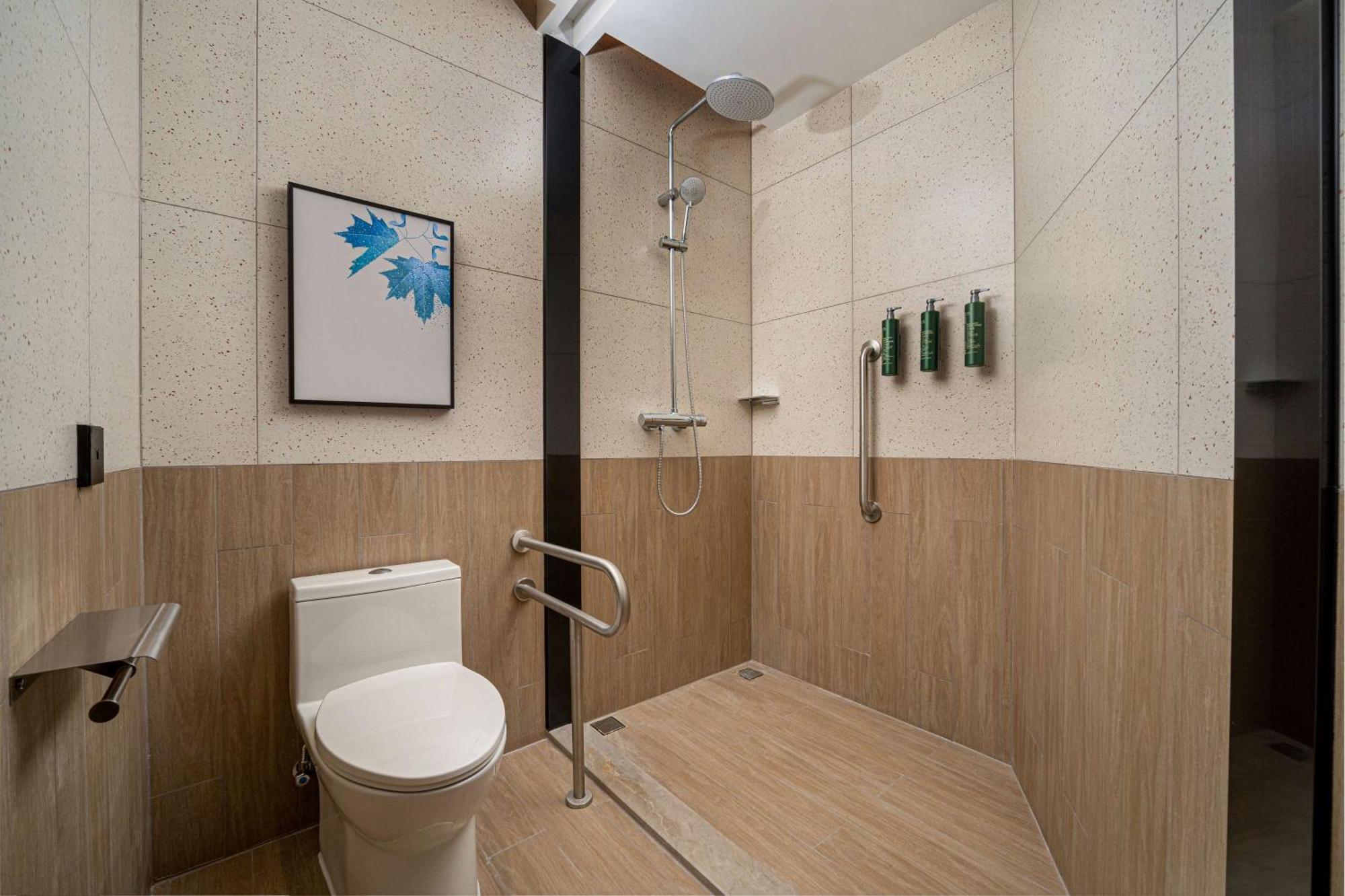Hilton Garden Inn Shanghai Lujiazui Екстер'єр фото