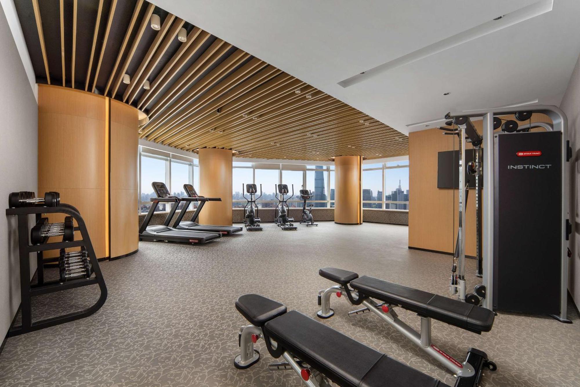 Hilton Garden Inn Shanghai Lujiazui Екстер'єр фото