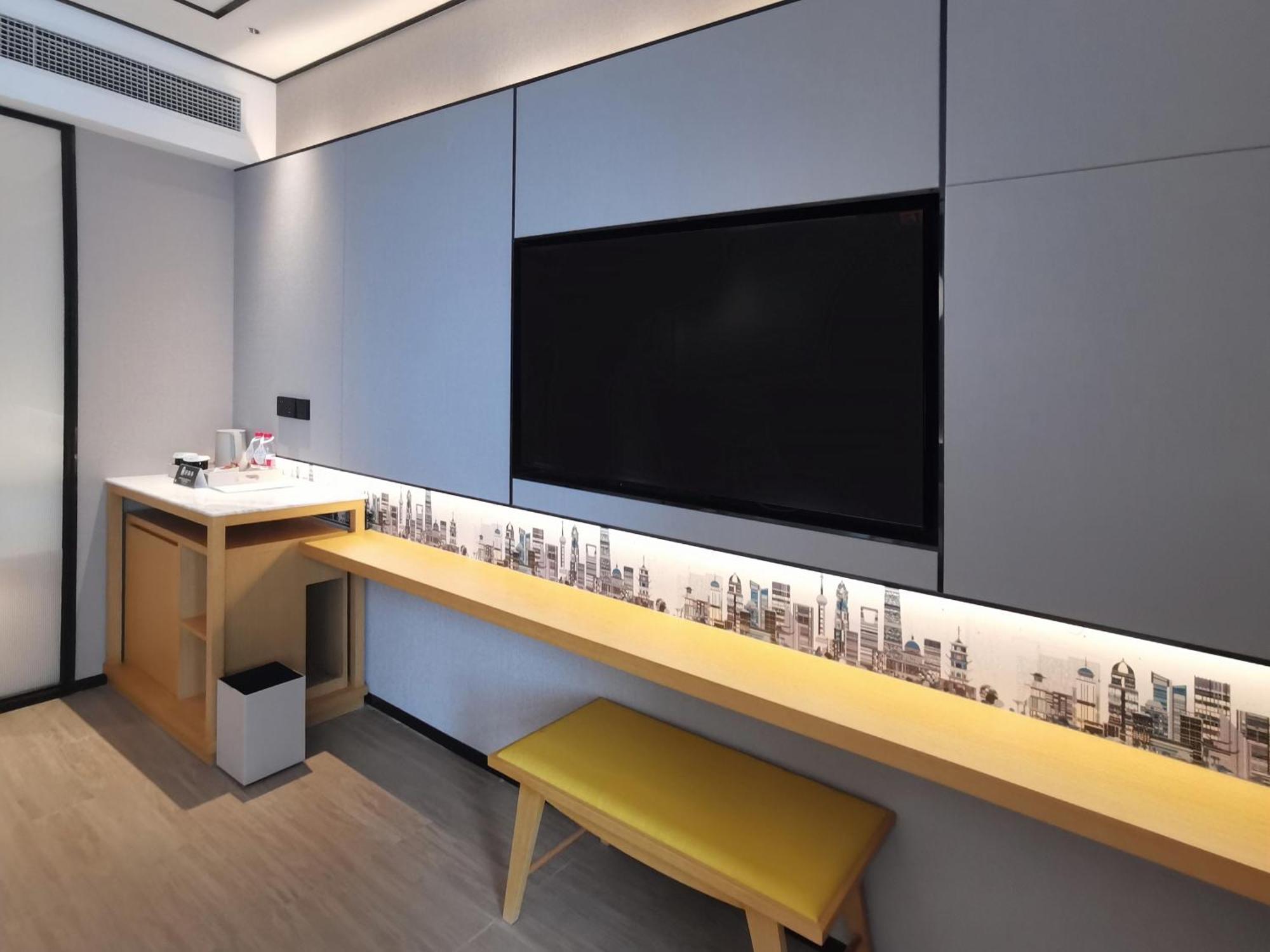Hilton Garden Inn Shanghai Lujiazui Екстер'єр фото